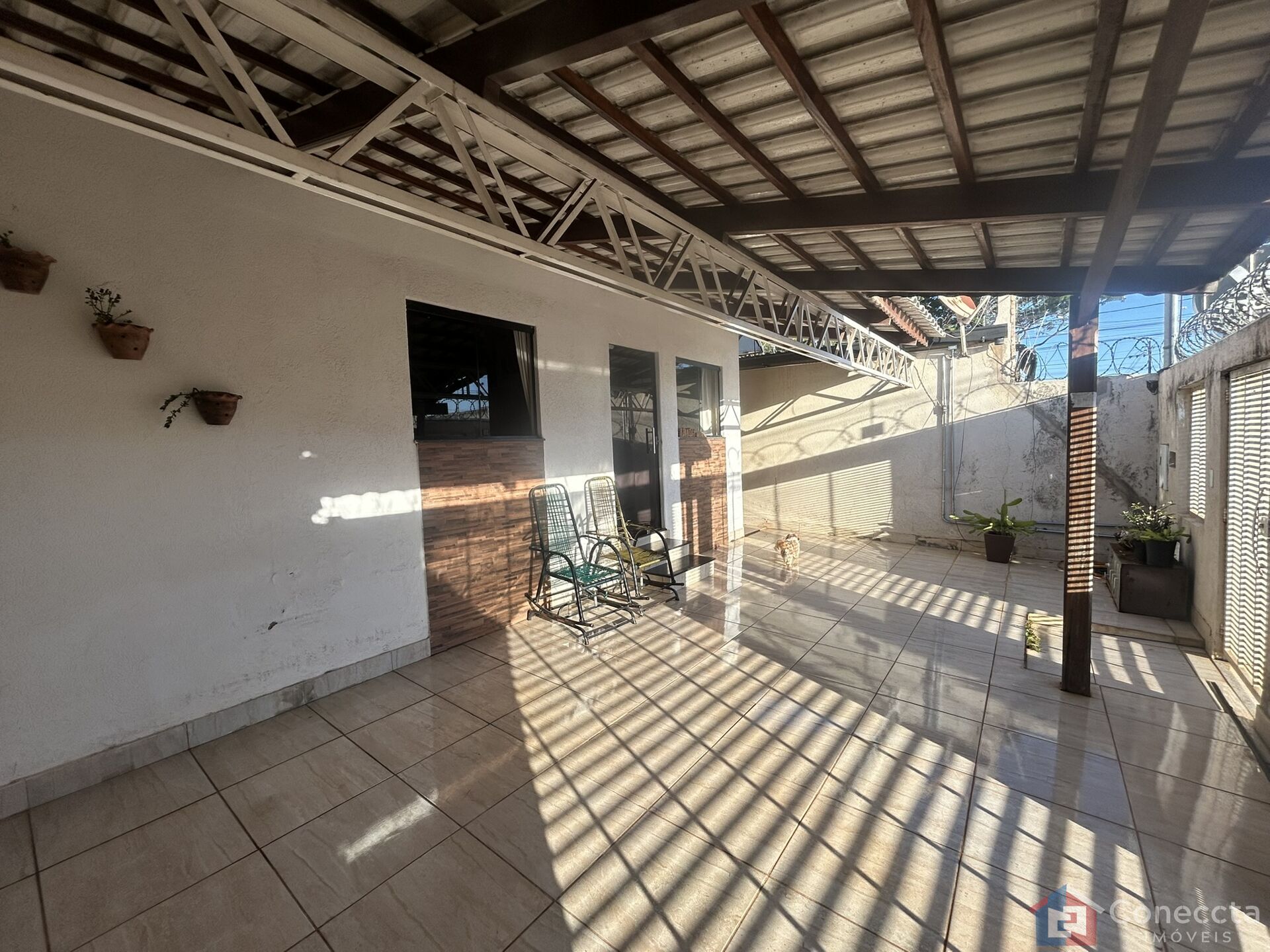 Casa à venda com 3 quartos, 158m² - Foto 3