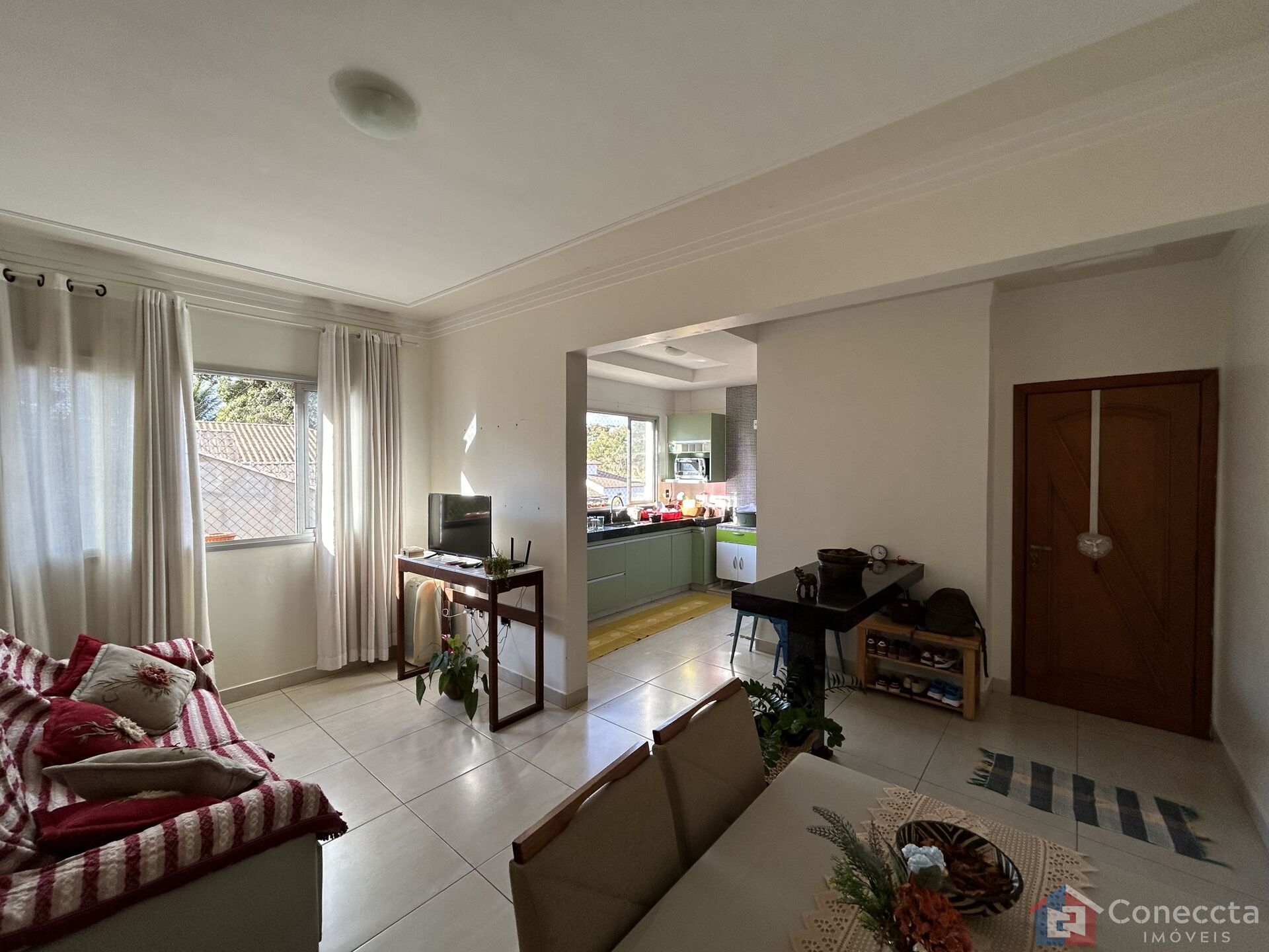 Apartamento para alugar com 3 quartos, 96m² - Foto 15