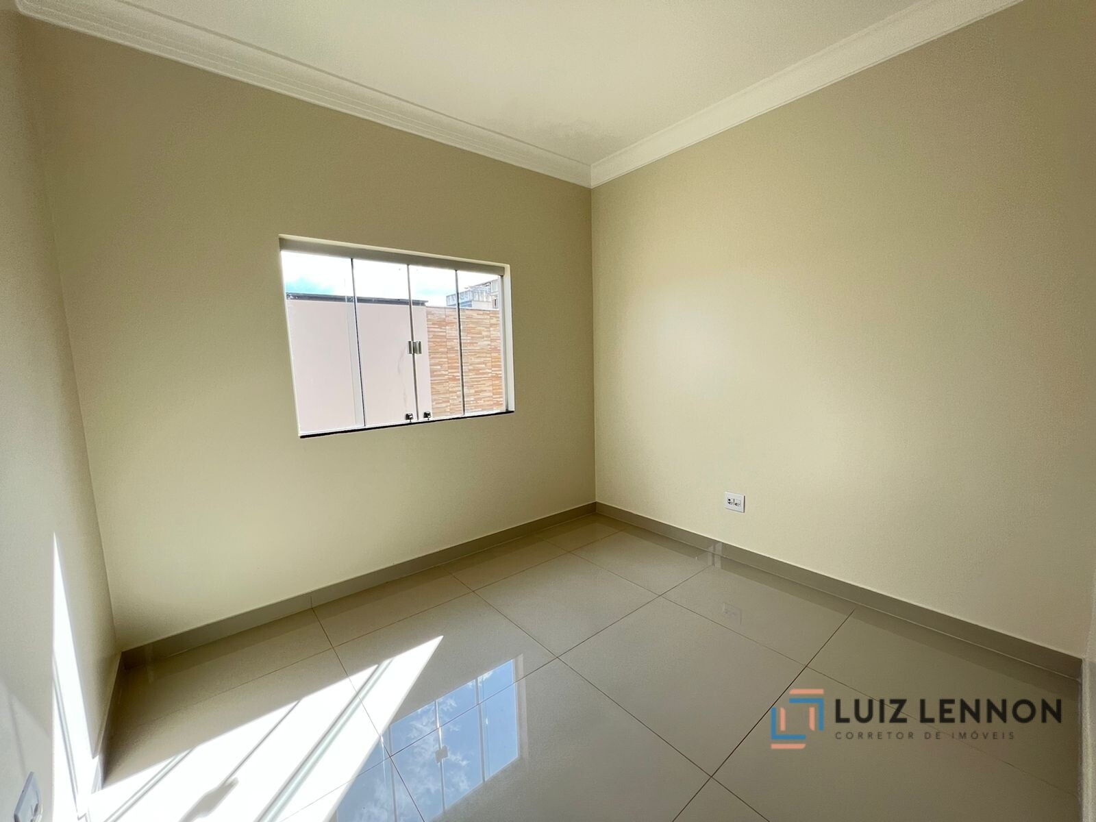 Casa à venda com 4 quartos, 360m² - Foto 4