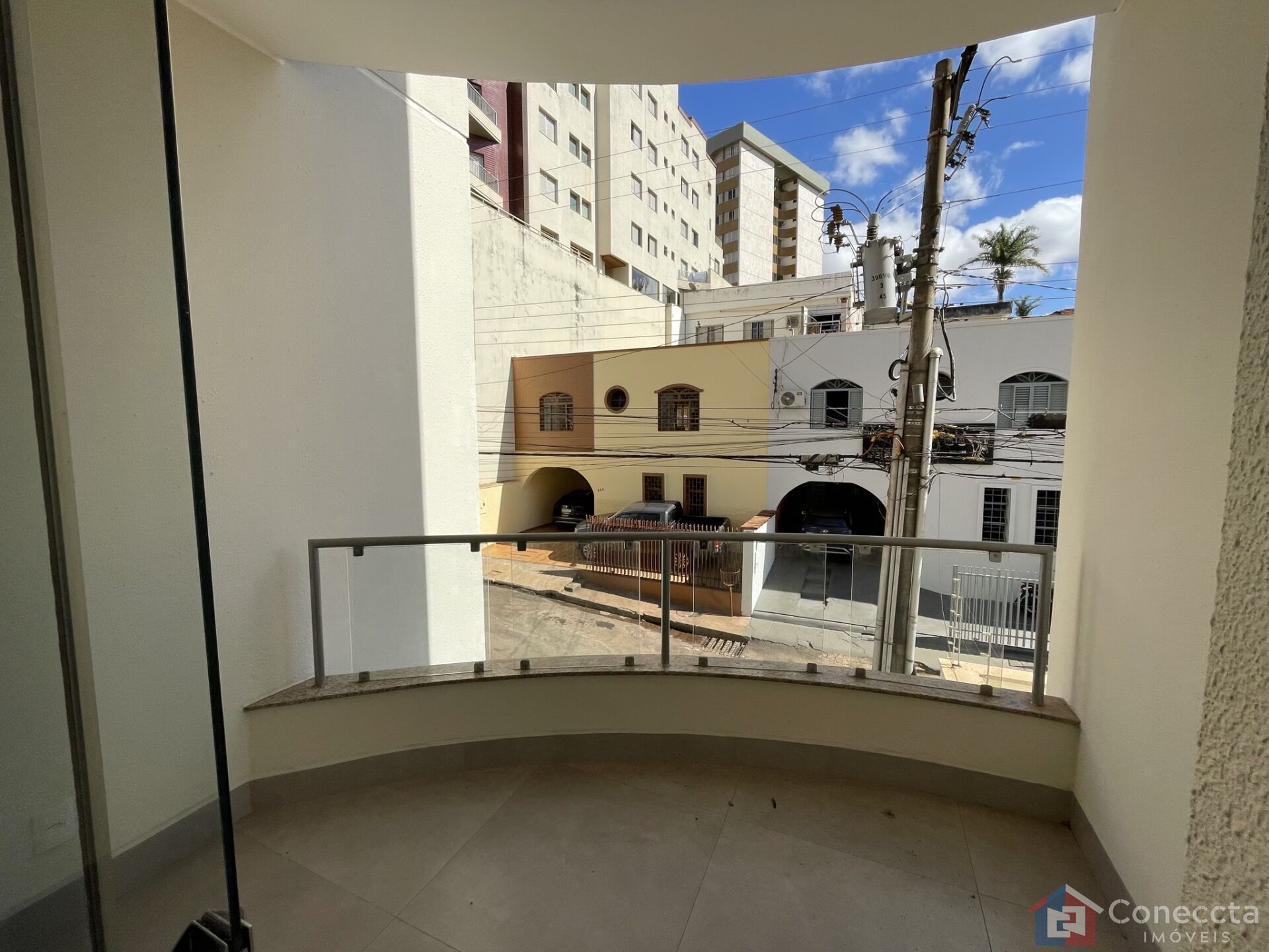 Apartamento para alugar com 3 quartos, 126m² - Foto 3