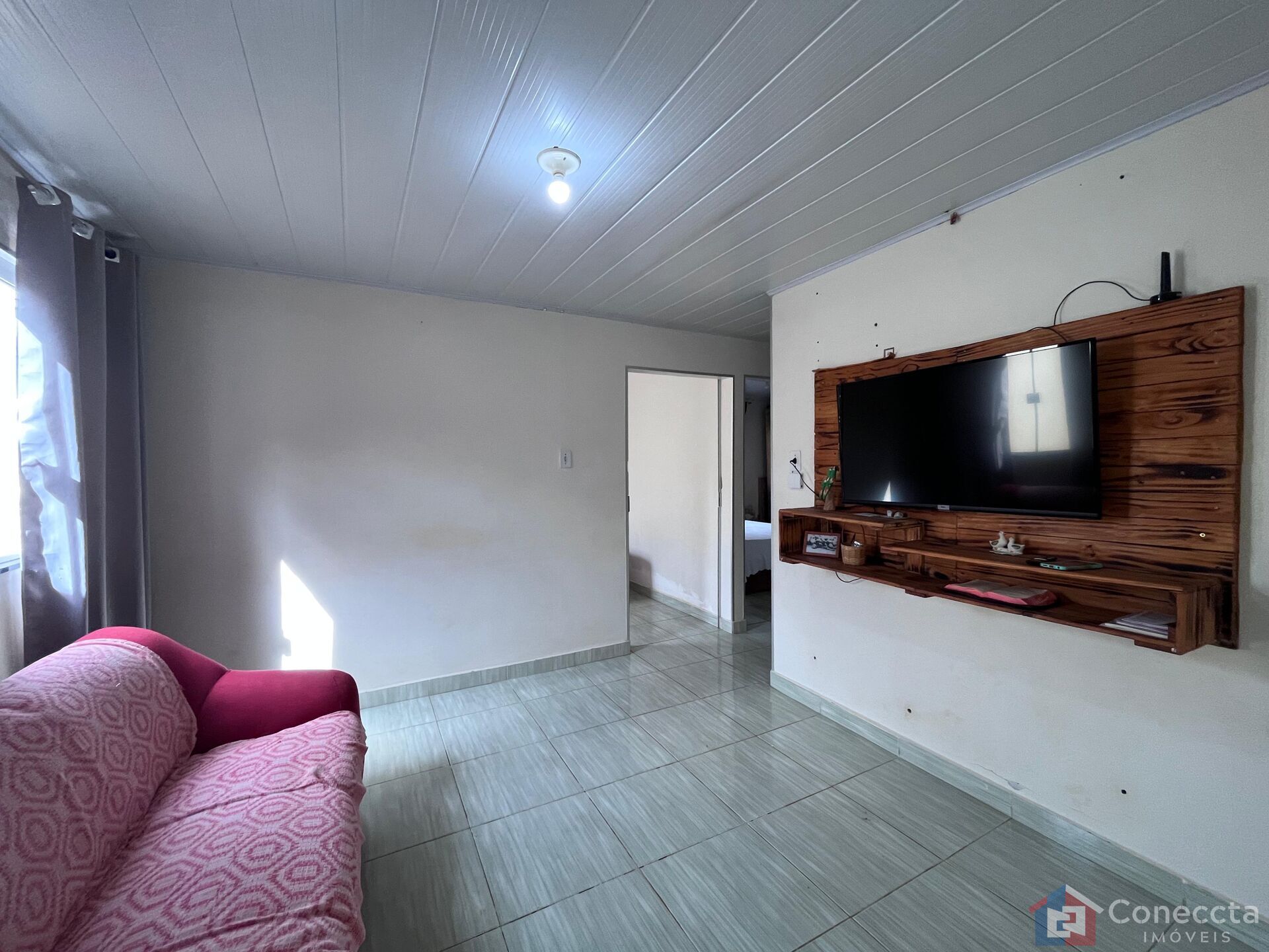 Casa à venda com 2 quartos, 148m² - Foto 2