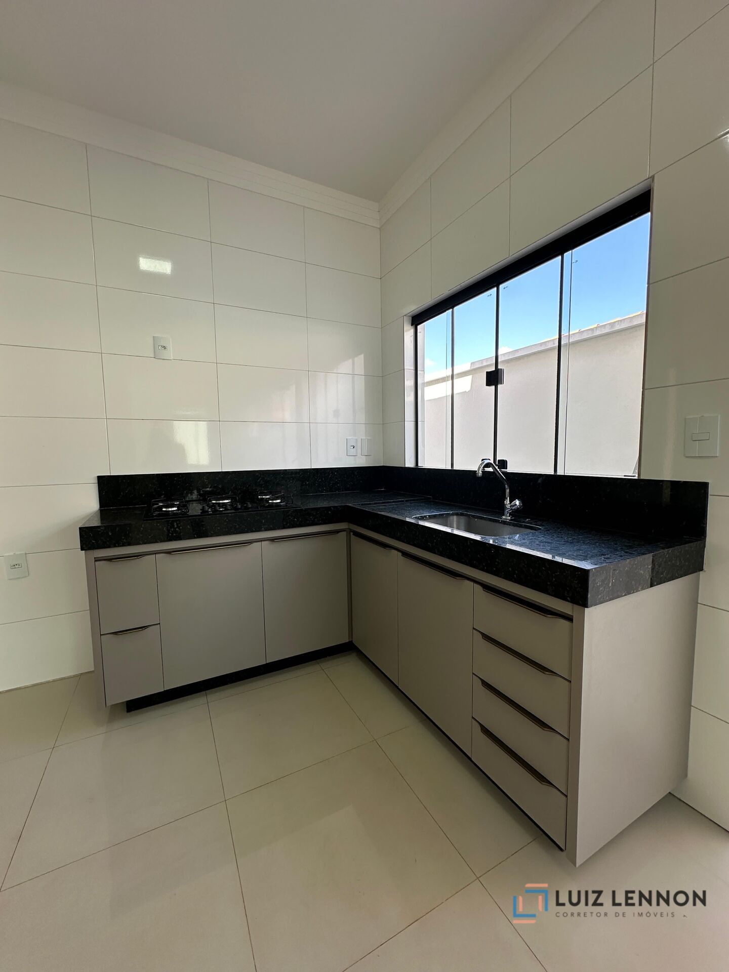 Casa à venda com 3 quartos, 160m² - Foto 5