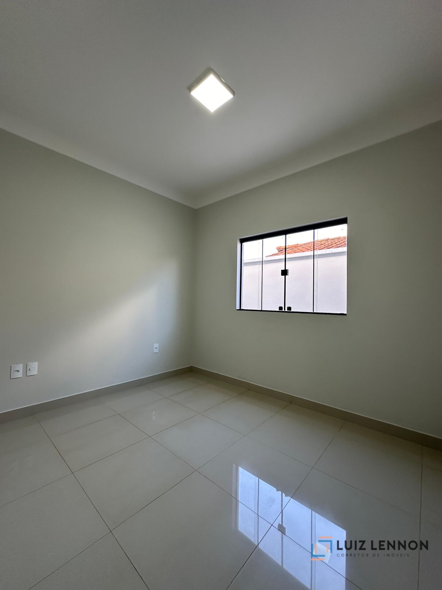 Casa à venda com 3 quartos, 160m² - Foto 8