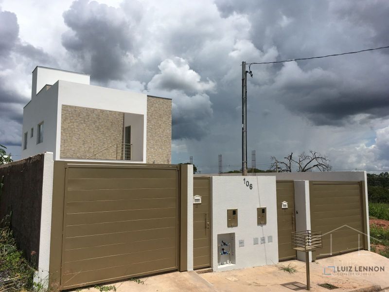 Casa à venda com 3 quartos, 140m² - Foto 2