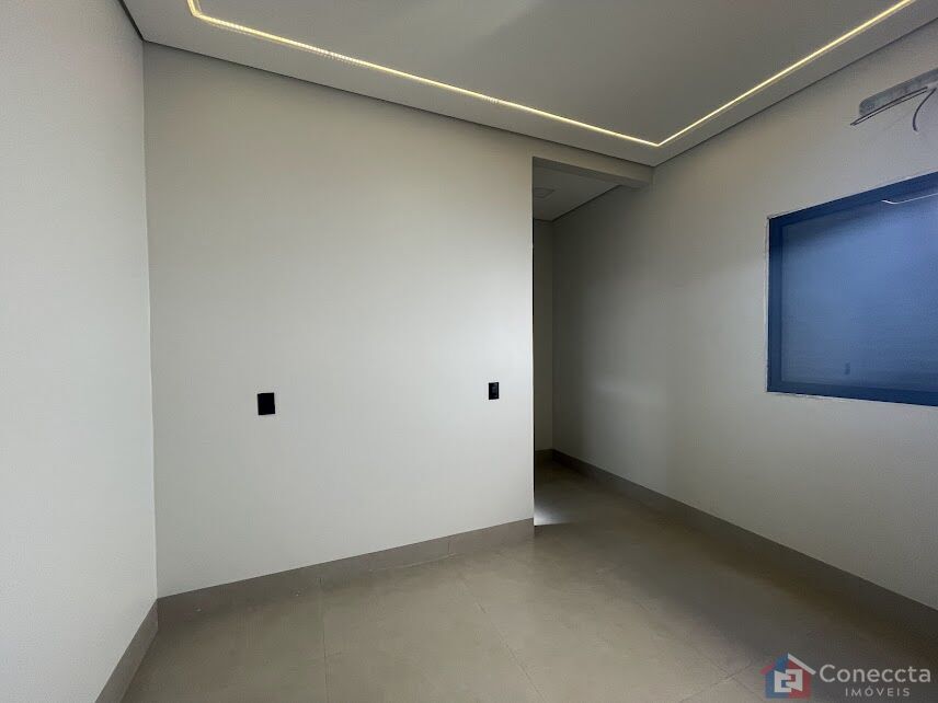 Casa à venda com 3 quartos, 220m² - Foto 32