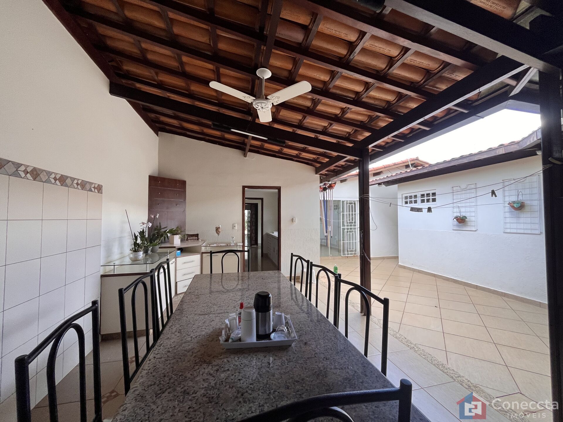 Casa, 5 quartos, 245 m² - Foto 3