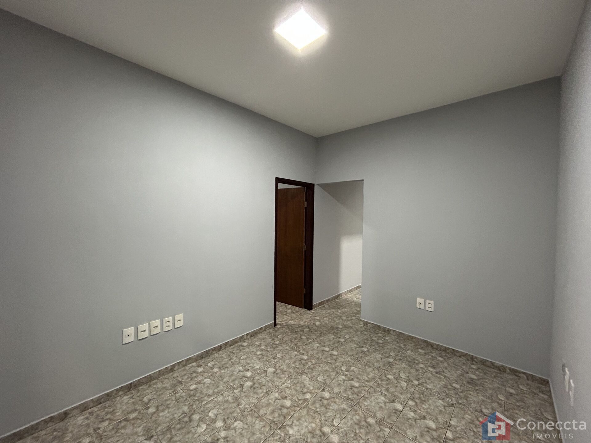 Casa à venda com 2 quartos, 88m² - Foto 5