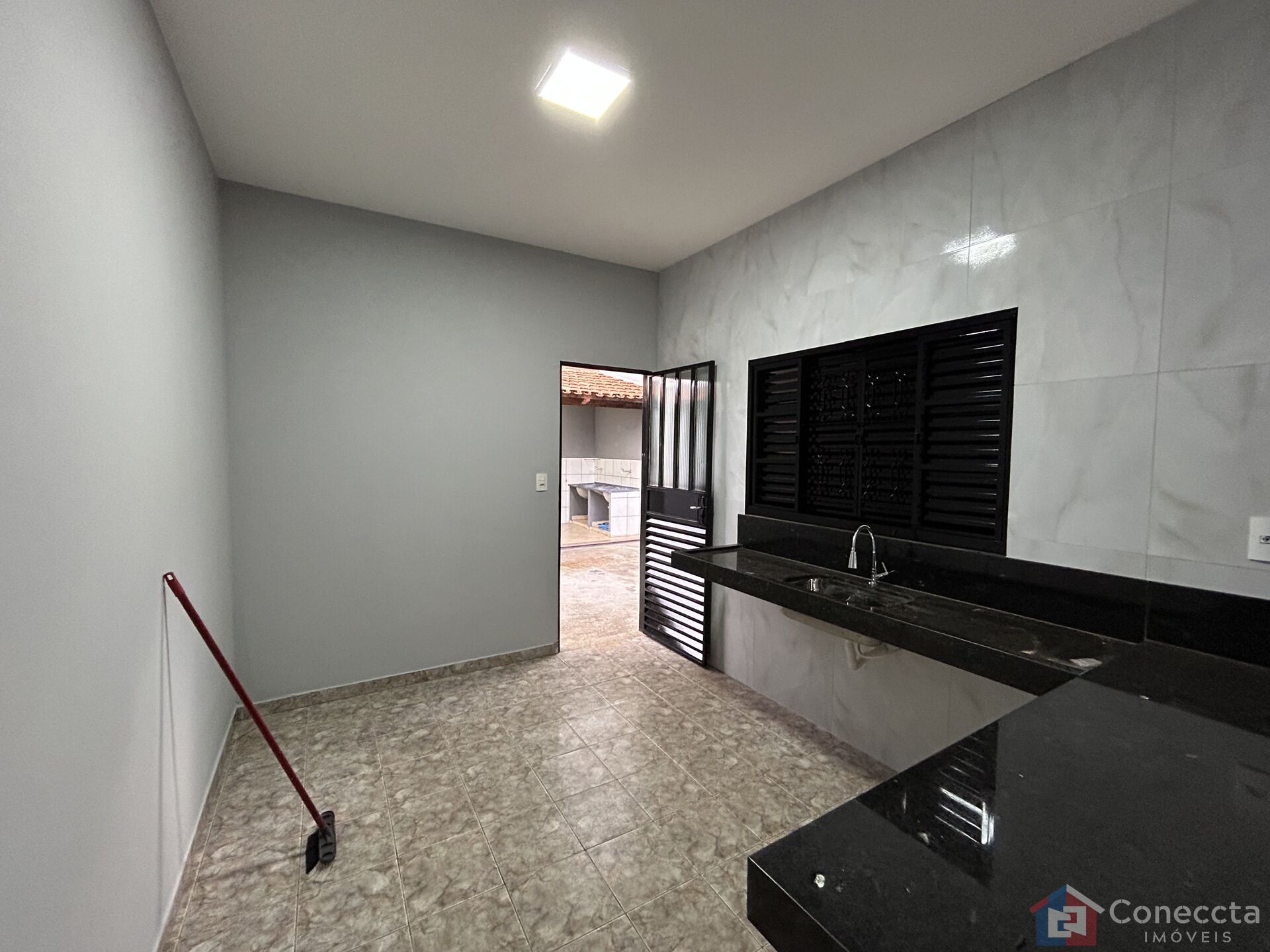 Casa à venda com 2 quartos, 88m² - Foto 10