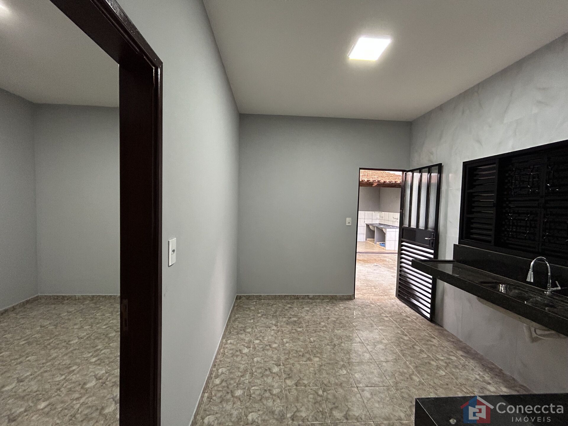 Casa à venda com 2 quartos, 88m² - Foto 12