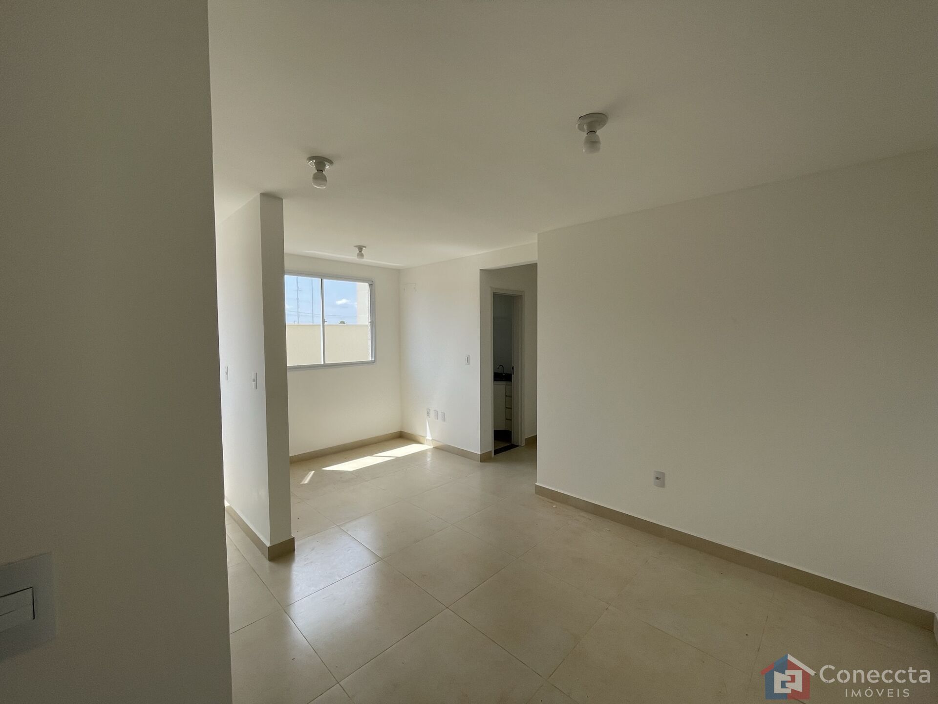 Apartamento à venda com 2 quartos, 45m² - Foto 2