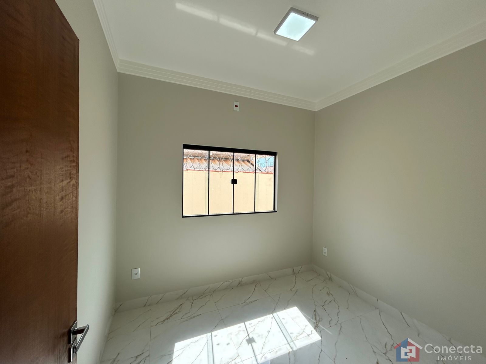 Casa à venda com 3 quartos, 84m² - Foto 12