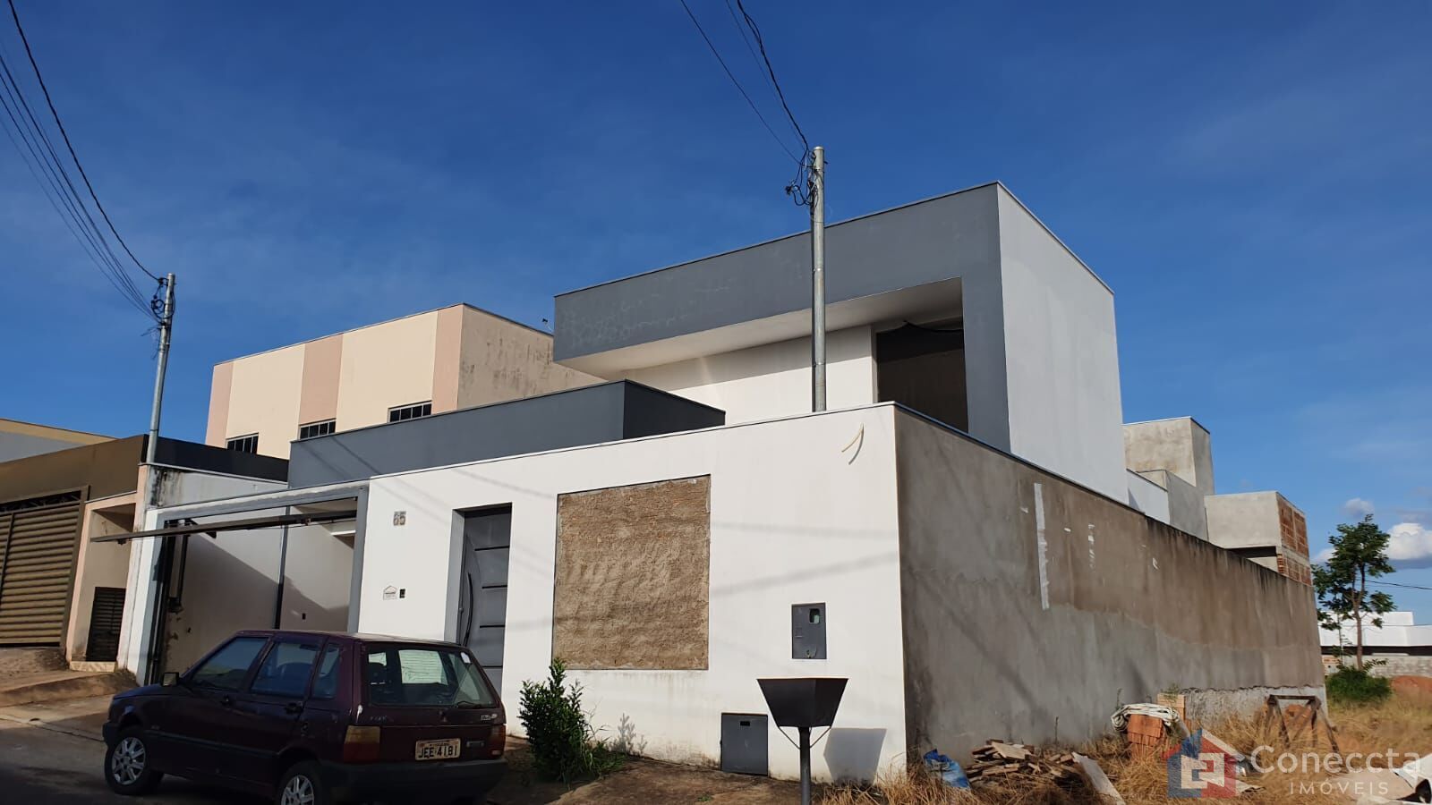 Casa à venda com 3 quartos, 239m² - Foto 3