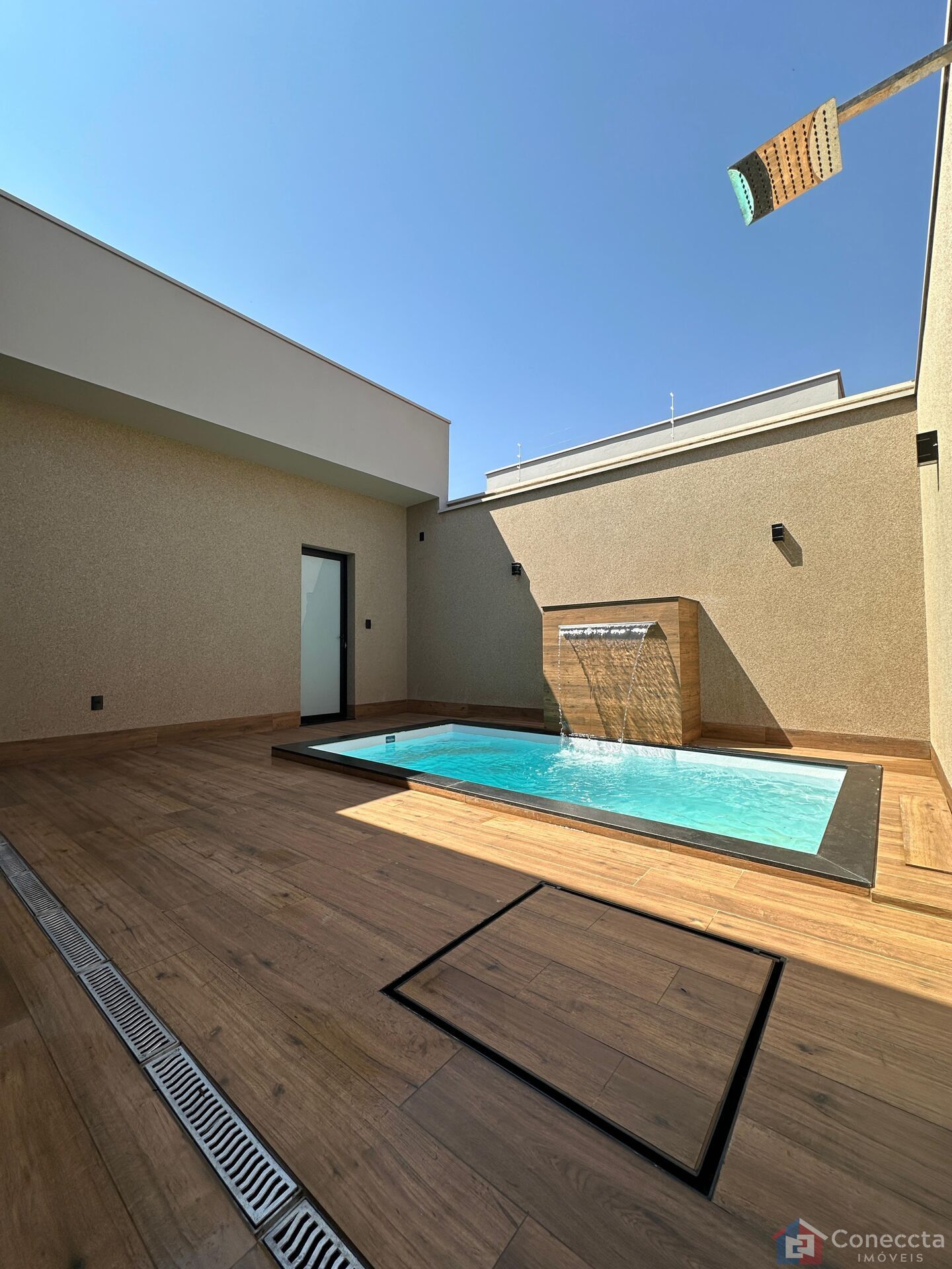 Casa à venda com 3 quartos, 186m² - Foto 2