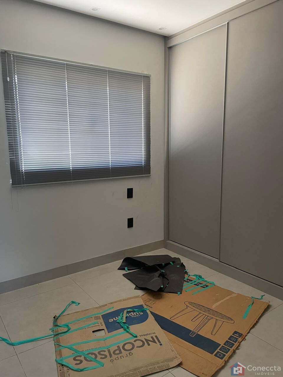 Casa à venda com 2 quartos, 70m² - Foto 10