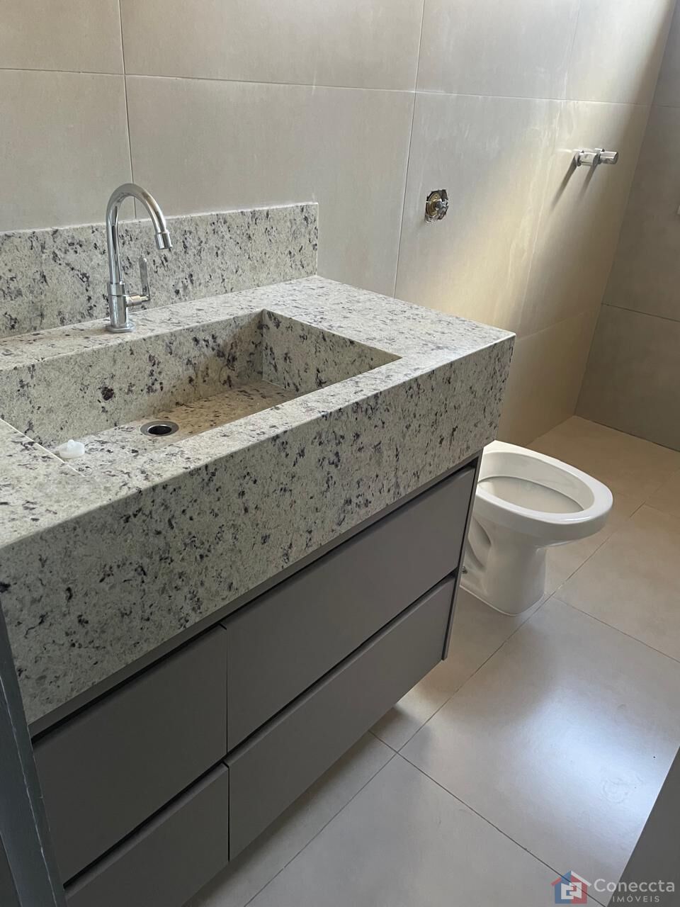 Casa à venda com 2 quartos, 70m² - Foto 17