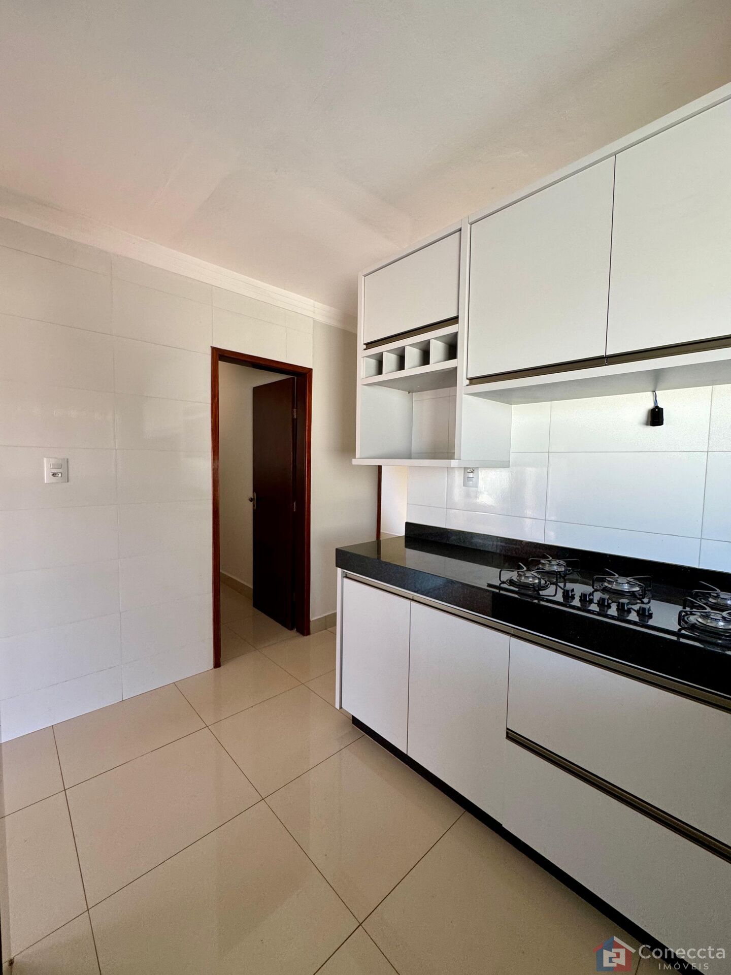 Casa à venda com 3 quartos, 133m² - Foto 4