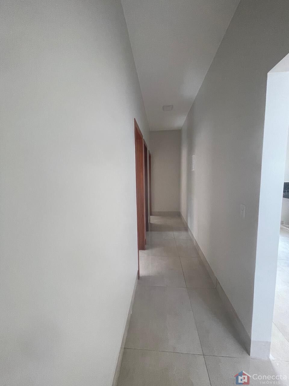 Casa à venda com 2 quartos, 68m² - Foto 10