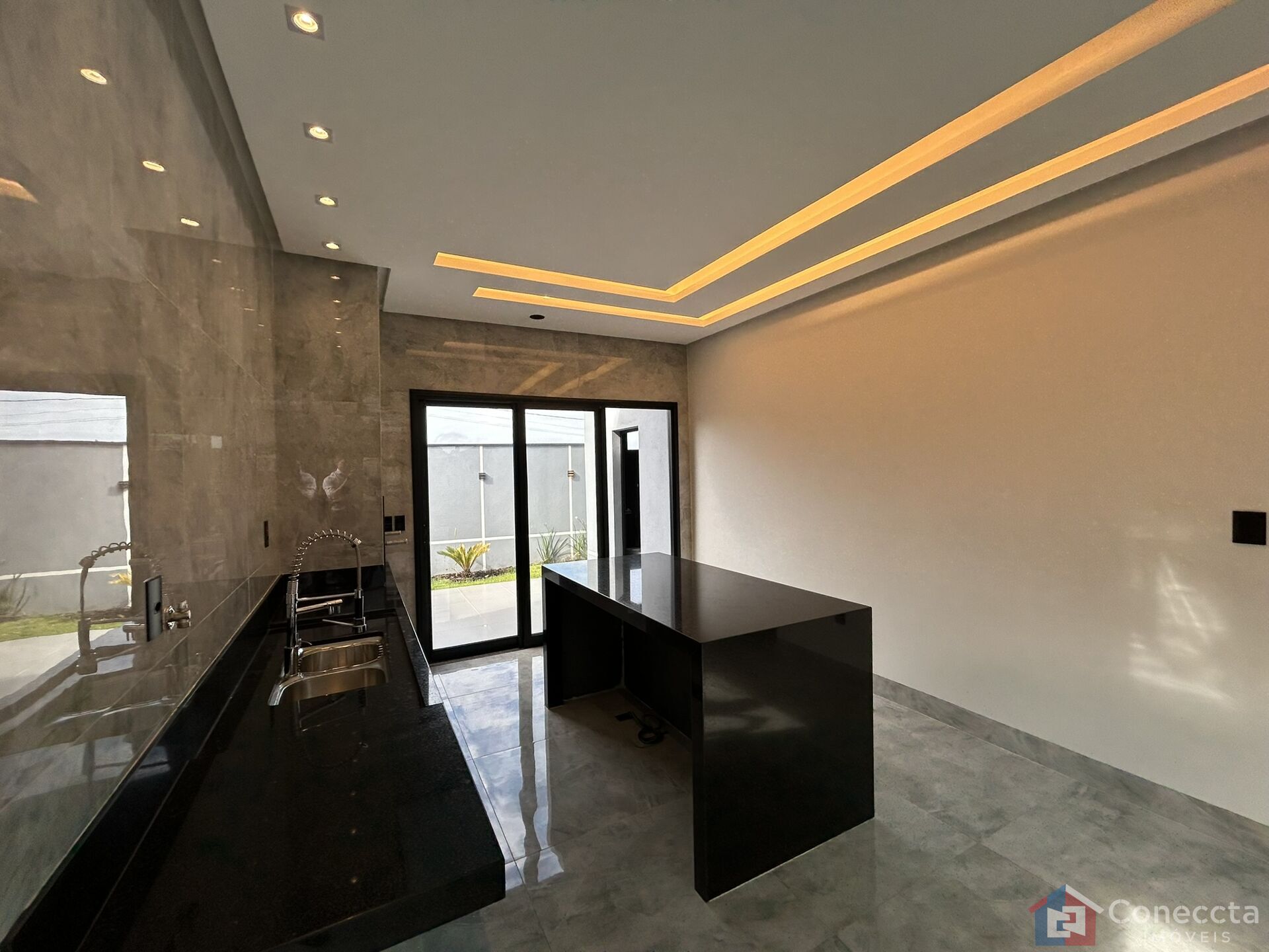 Casa à venda com 3 quartos, 140m² - Foto 9