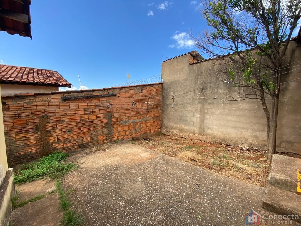 Casa à venda com 2 quartos, 59m² - Foto 8