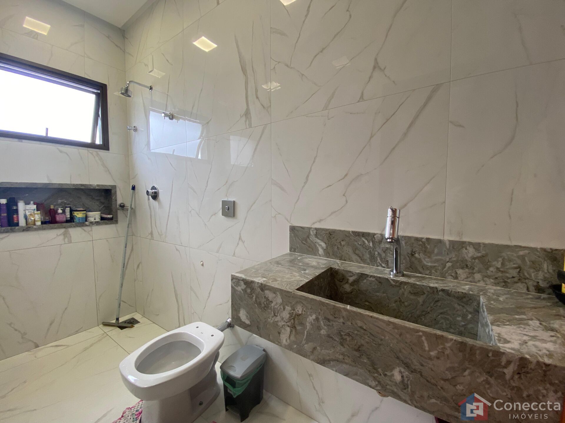 Casa, 4 quartos, 220 m² - Foto 13