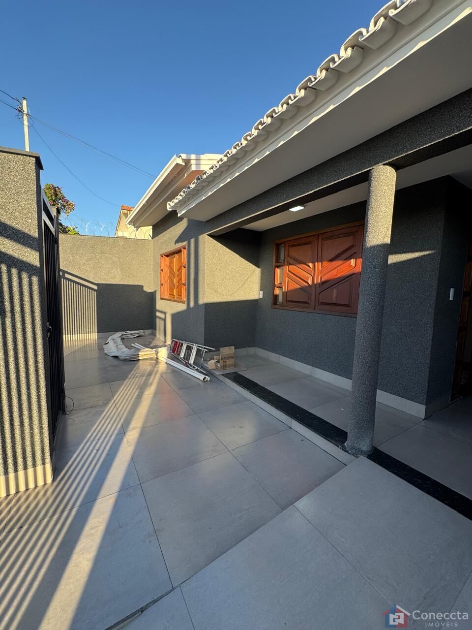 Casa à venda com 3 quartos, 132m² - Foto 2