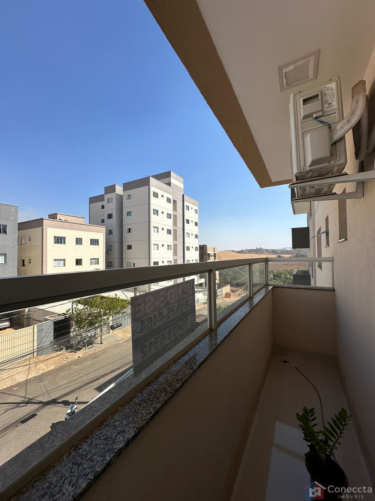 Apartamento à venda com 2 quartos, 68m² - Foto 2