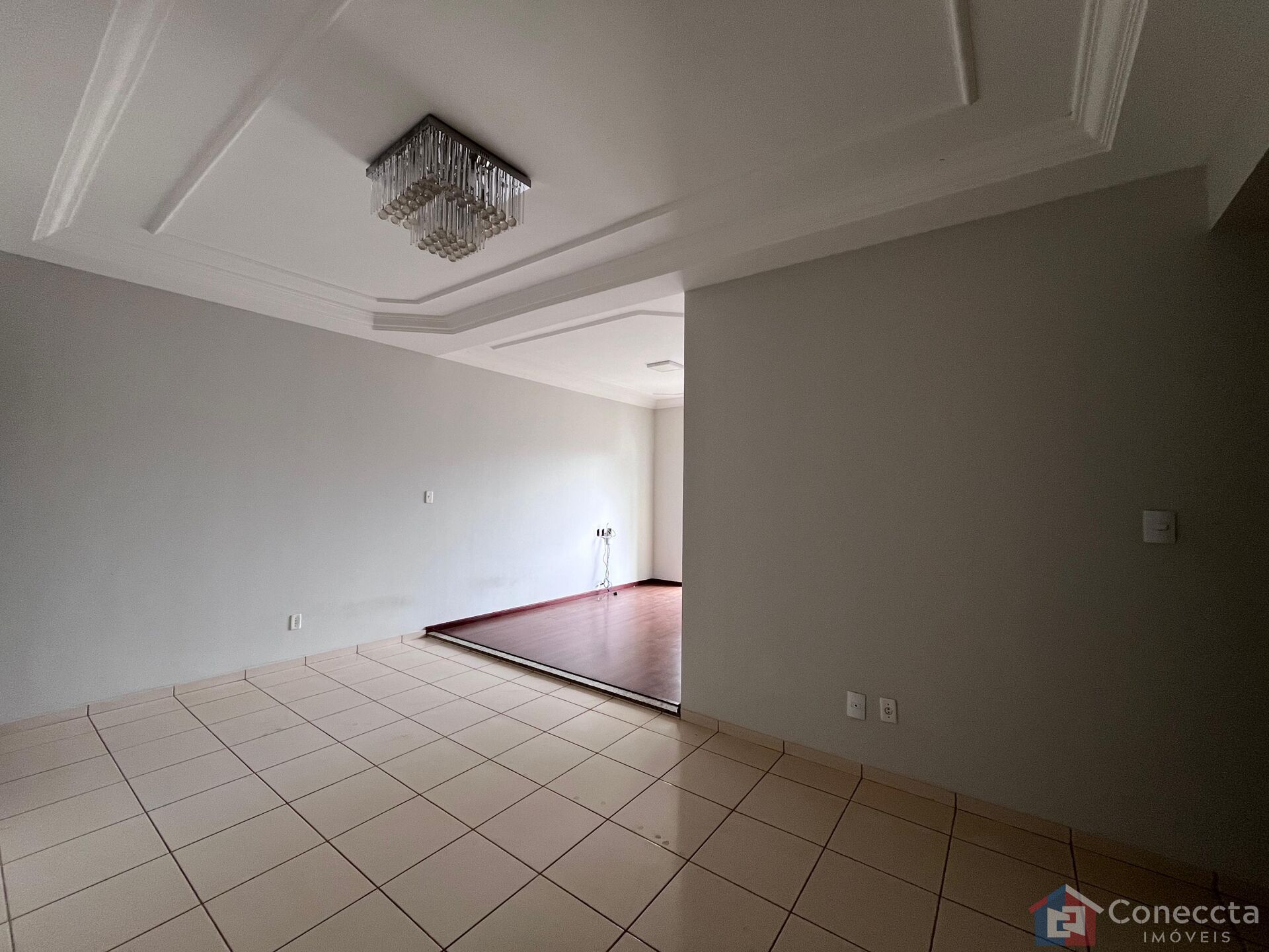 Apartamento à venda com 3 quartos, 108m² - Foto 2