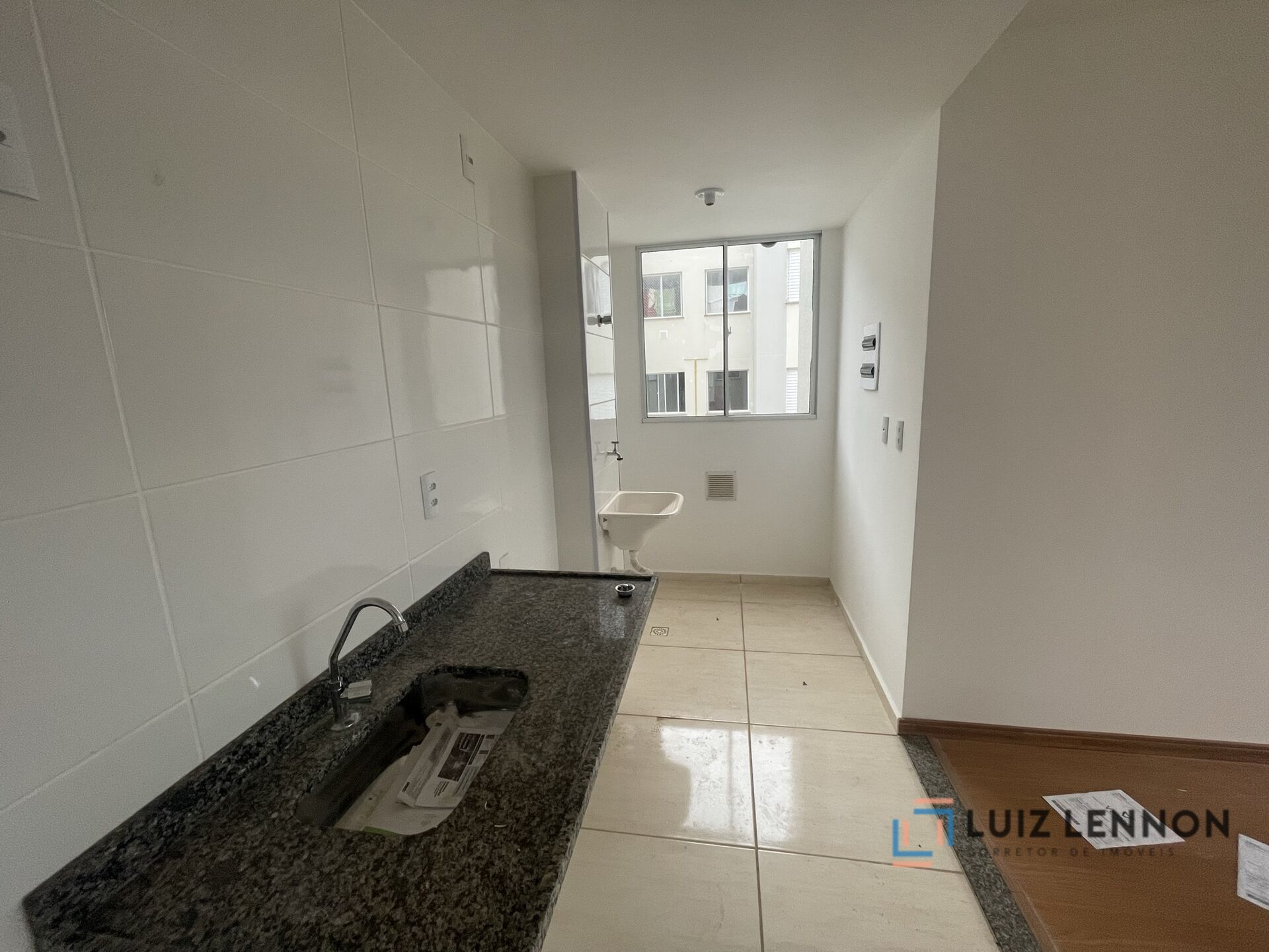 Apartamento à venda com 2 quartos, 50m² - Foto 3