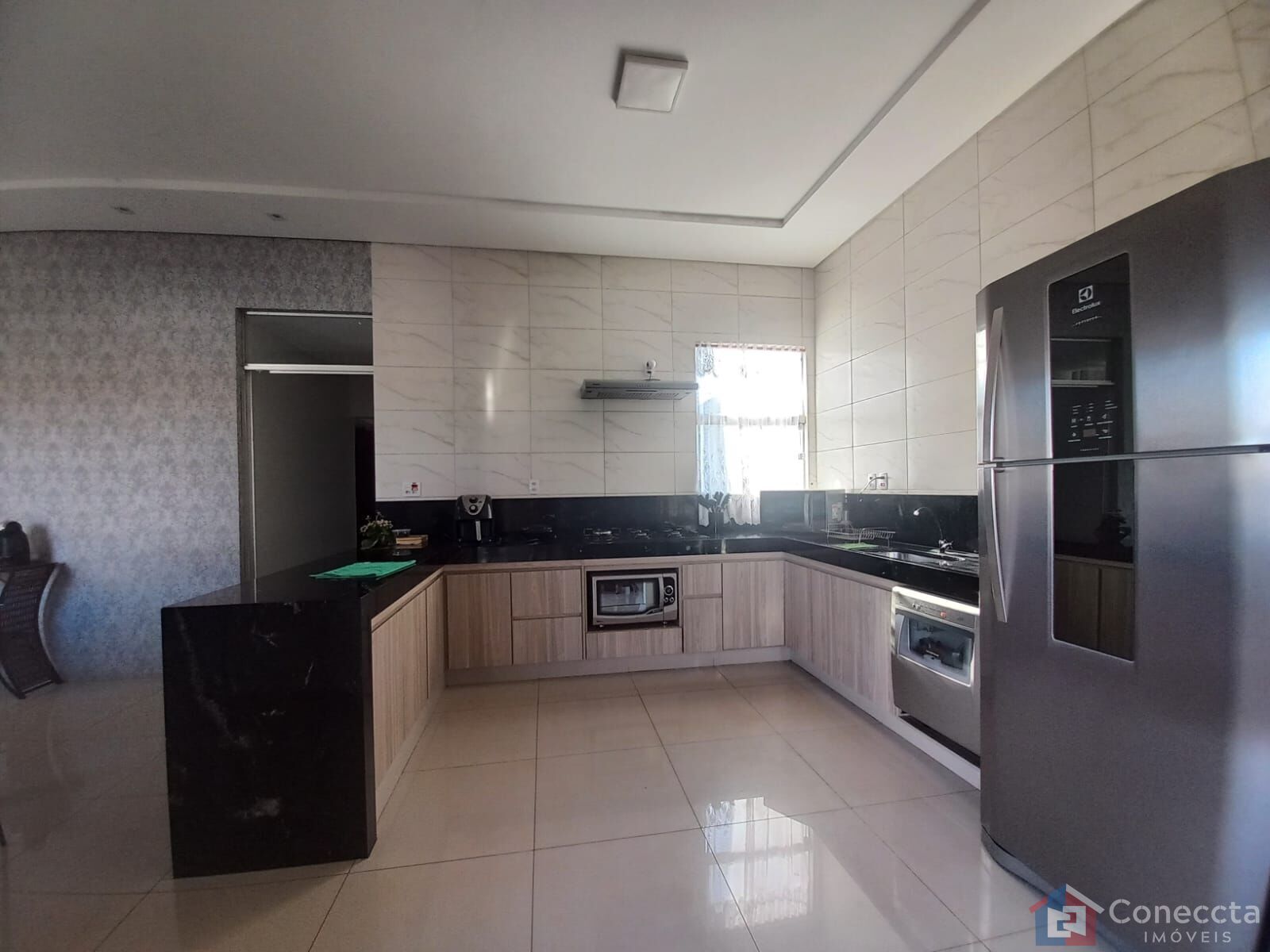 Casa à venda com 4 quartos, 298m² - Foto 16