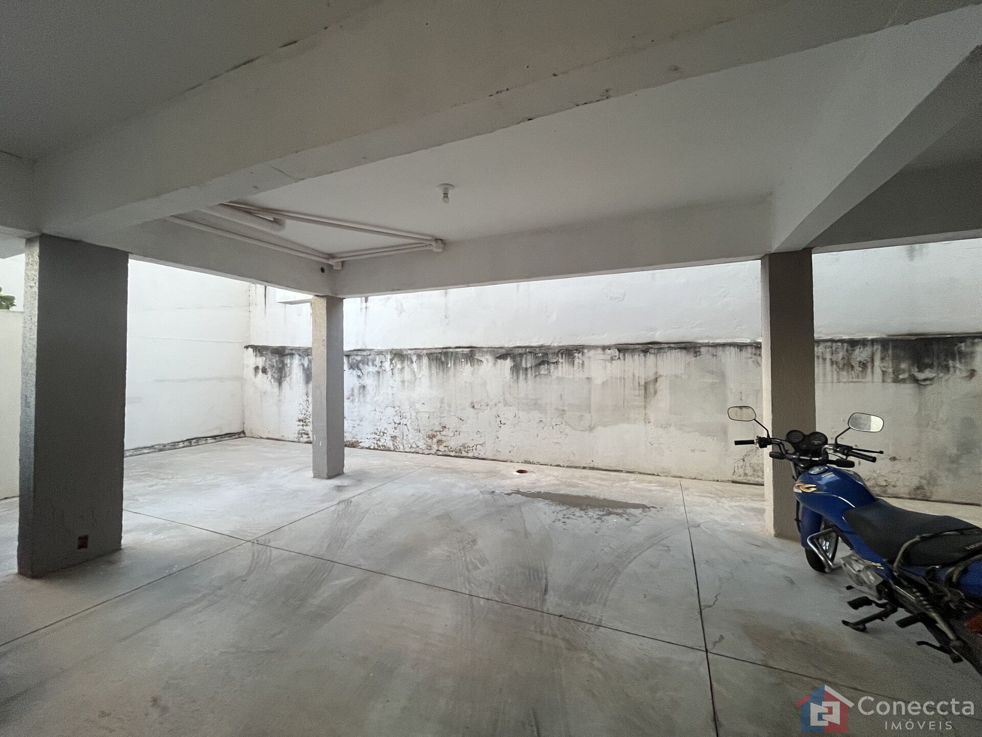 Apartamento à venda com 2 quartos, 64m² - Foto 3