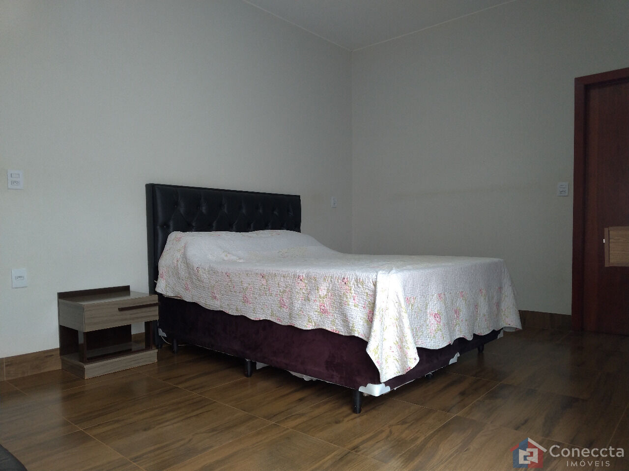 Casa, 4 quartos, 256 m² - Foto 4