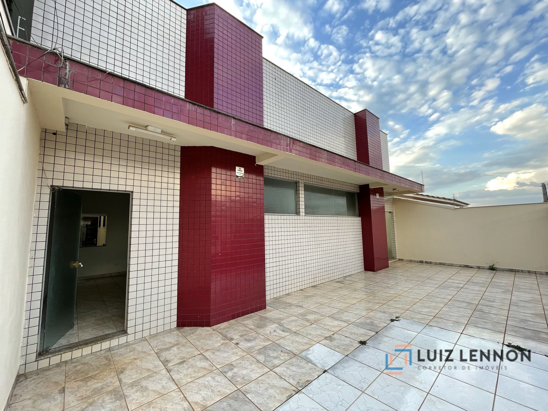 Loja-Salão à venda, 130m² - Foto 1