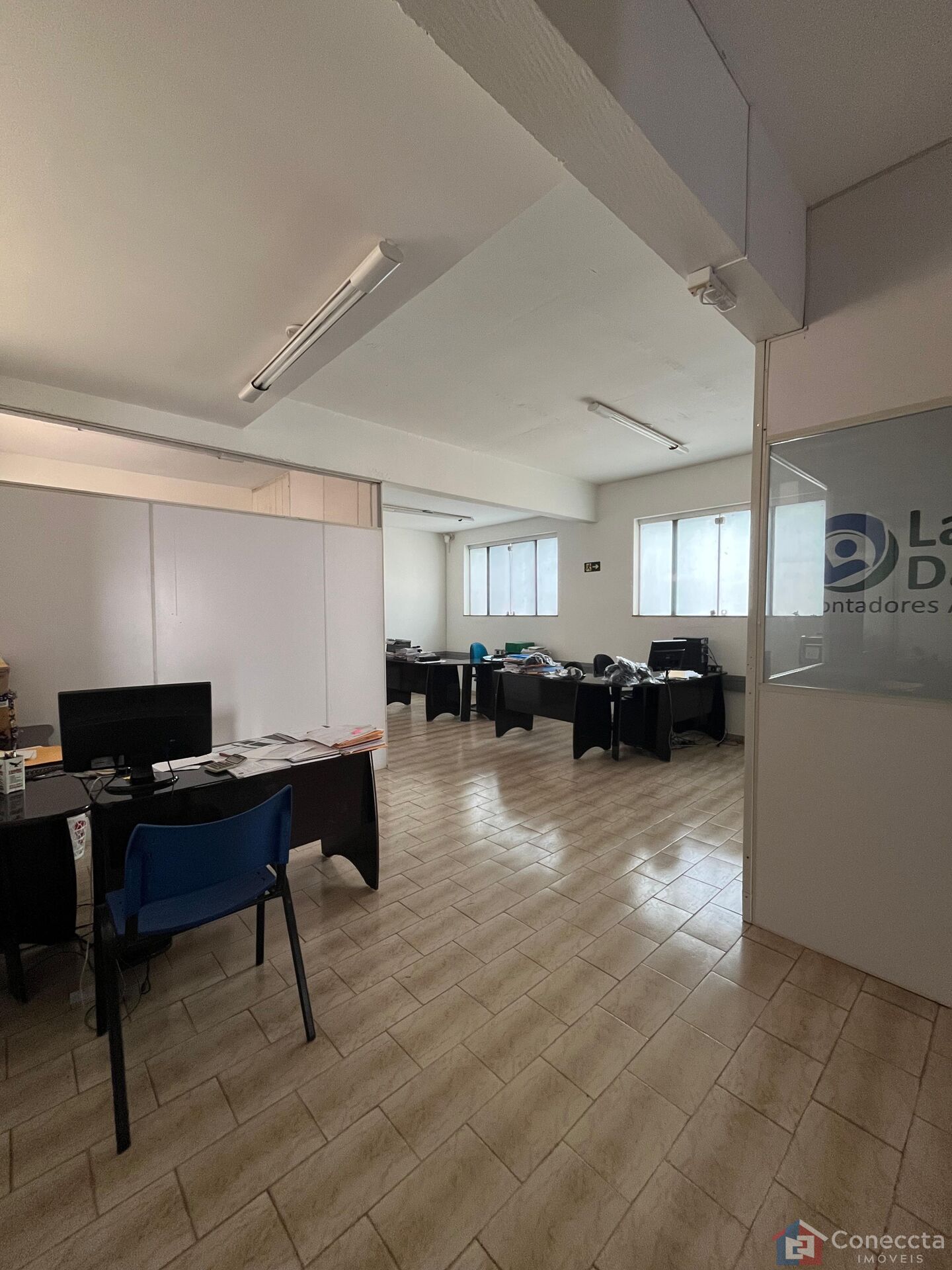 Prédio Inteiro para alugar, 150m² - Foto 2