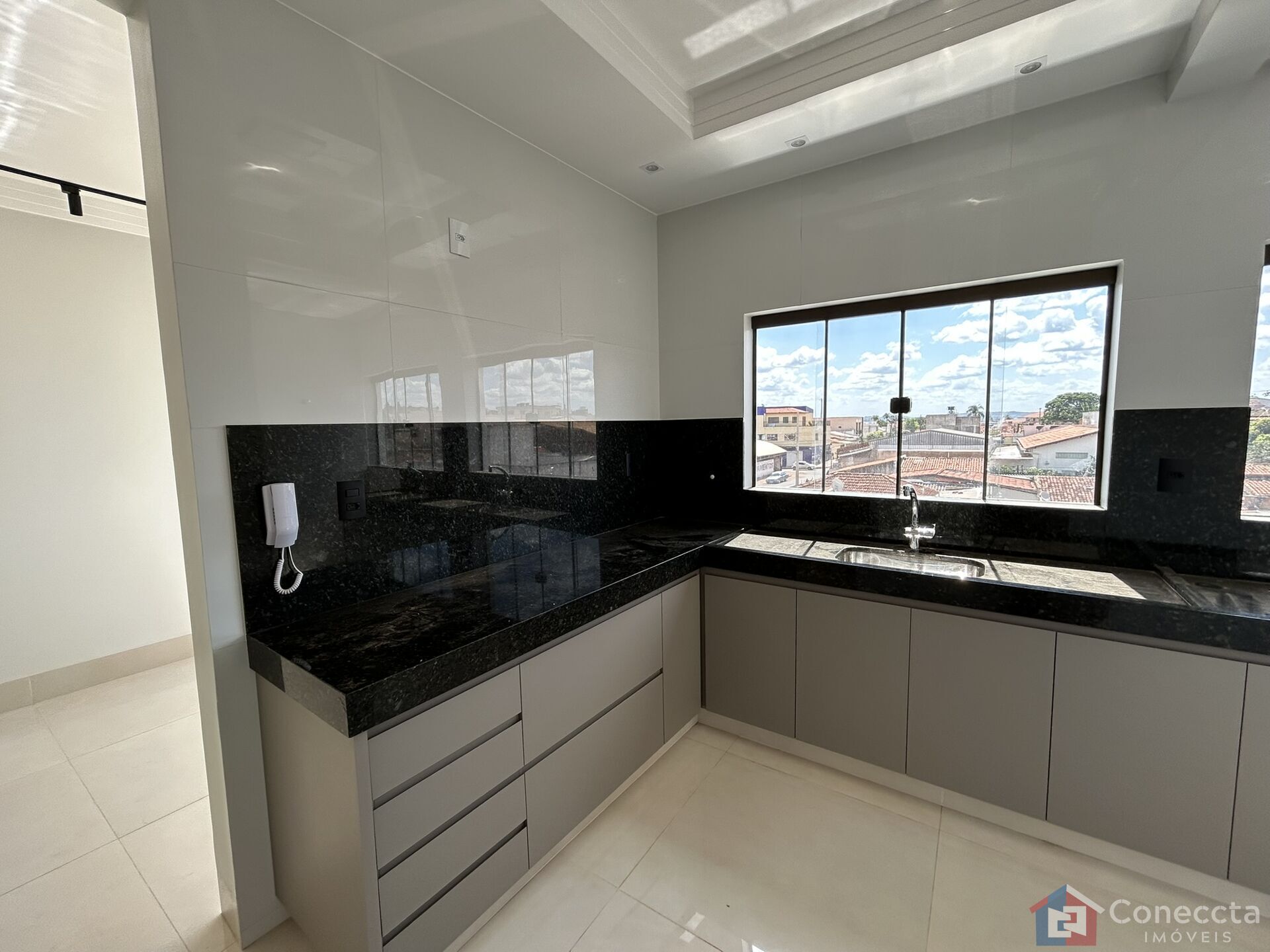 Apartamento à venda com 2 quartos, 70m² - Foto 5