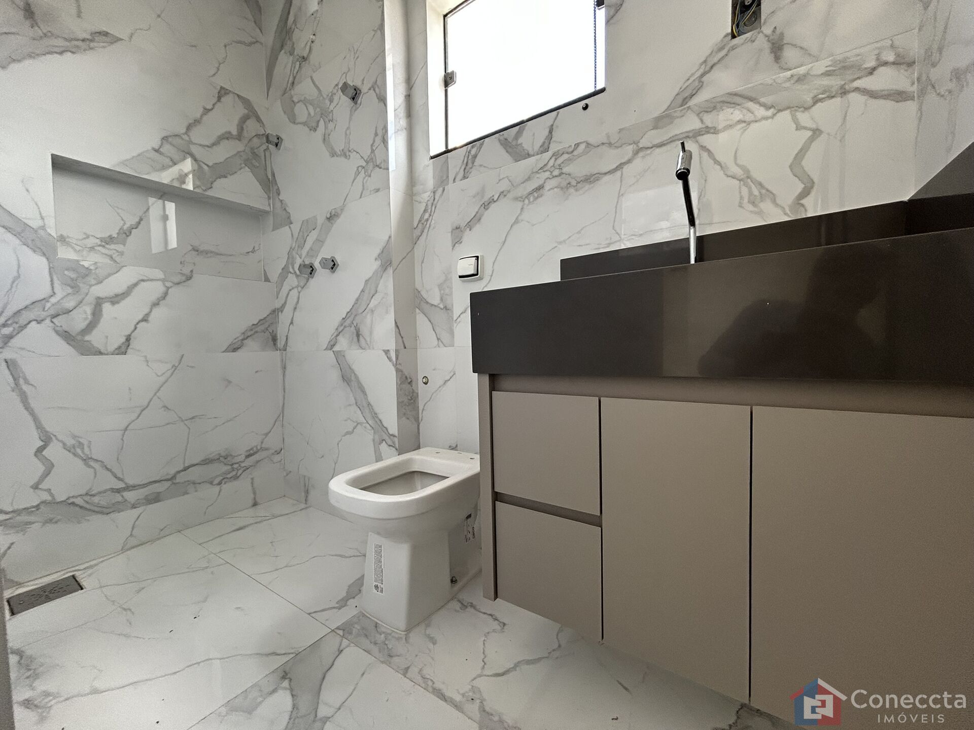 Apartamento à venda com 2 quartos, 70m² - Foto 8