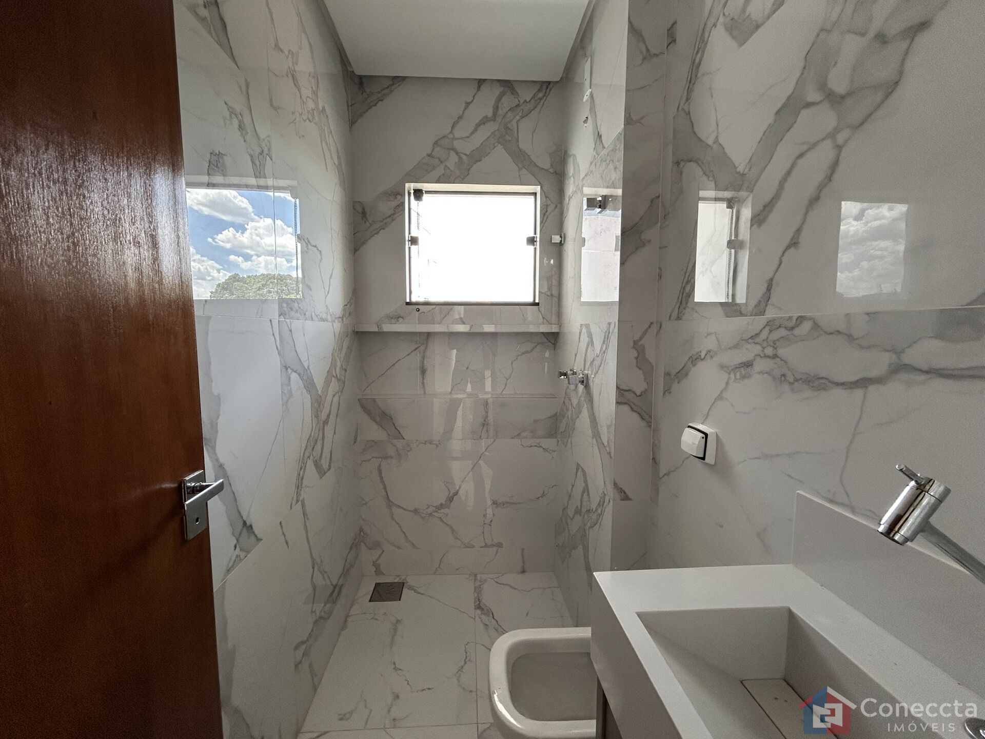 Apartamento à venda com 2 quartos, 70m² - Foto 13