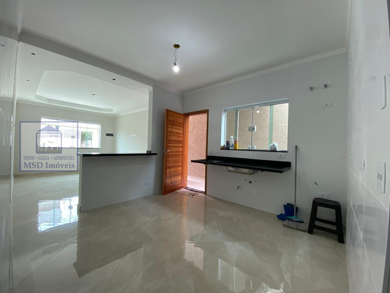 Casa à venda com 3 quartos, 112m² - Foto 8