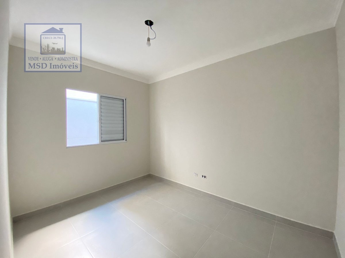 Casa à venda com 2 quartos, 67m² - Foto 11