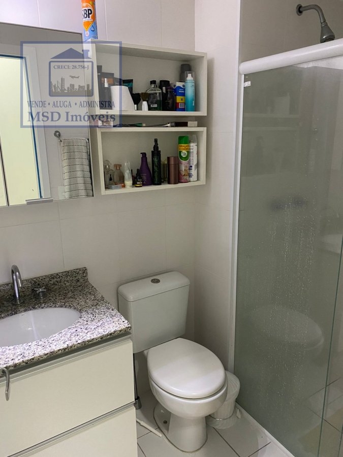 Apartamento à venda com 2 quartos, 68m² - Foto 14