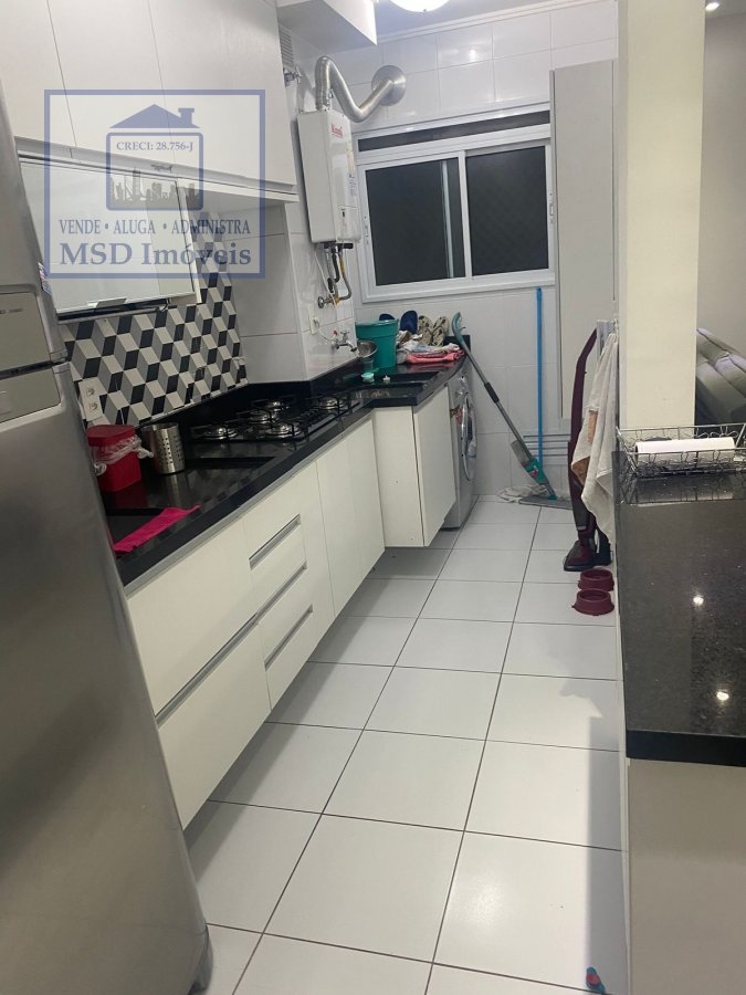 Apartamento à venda com 2 quartos, 68m² - Foto 8