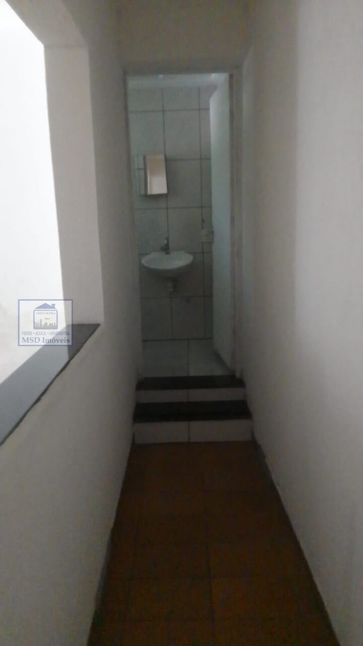 Sobrado à venda com 3 quartos, 200m² - Foto 37