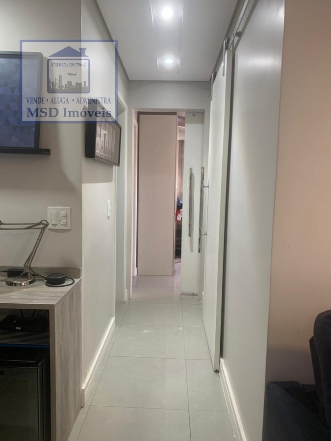 Apartamento à venda com 2 quartos, 68m² - Foto 10