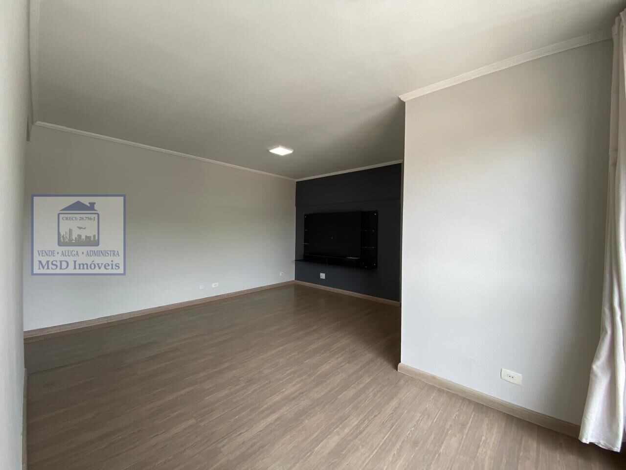 Apartamento para alugar com 3 quartos, 82m² - Foto 4