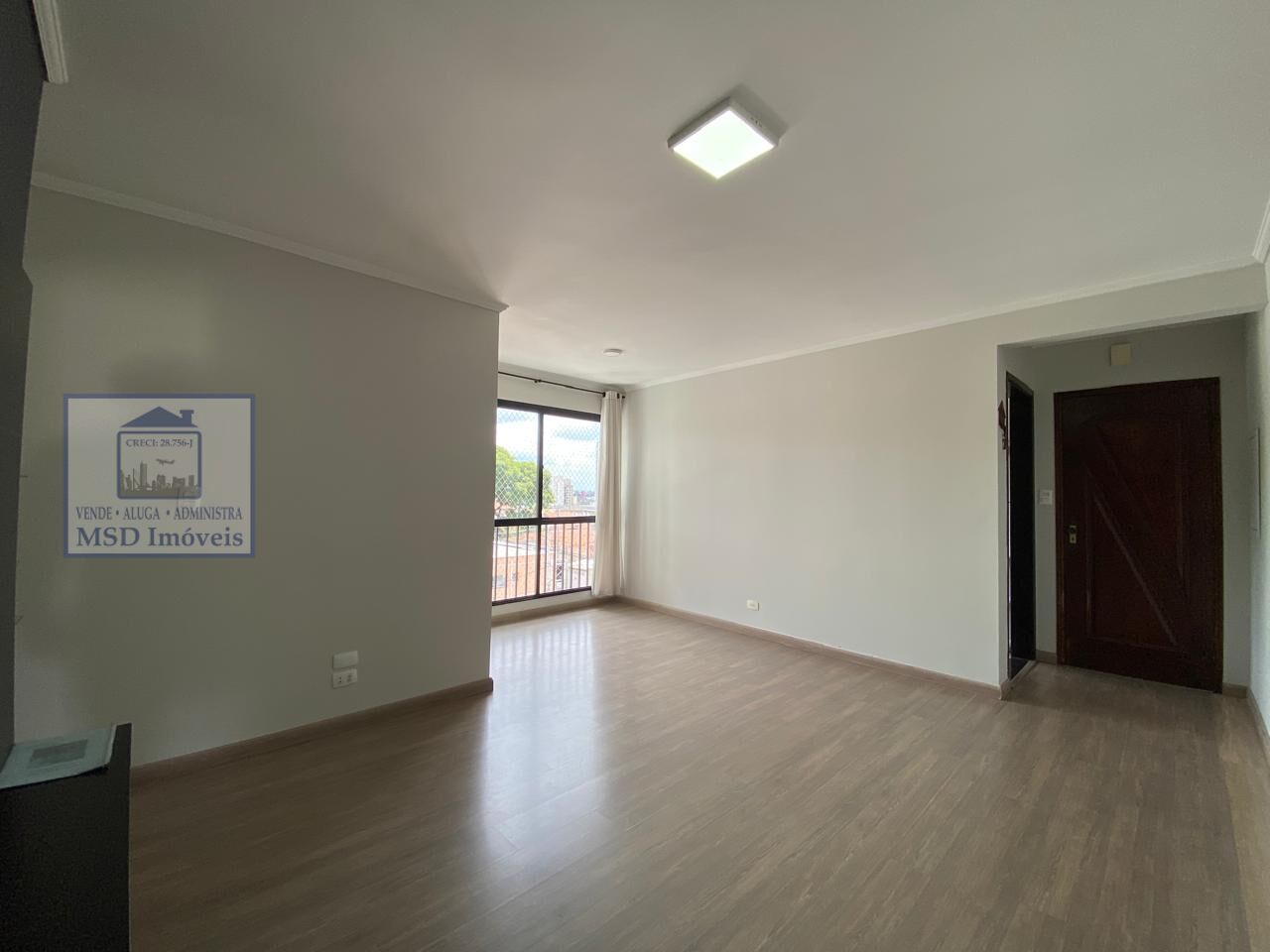 Apartamento para alugar com 3 quartos, 82m² - Foto 2