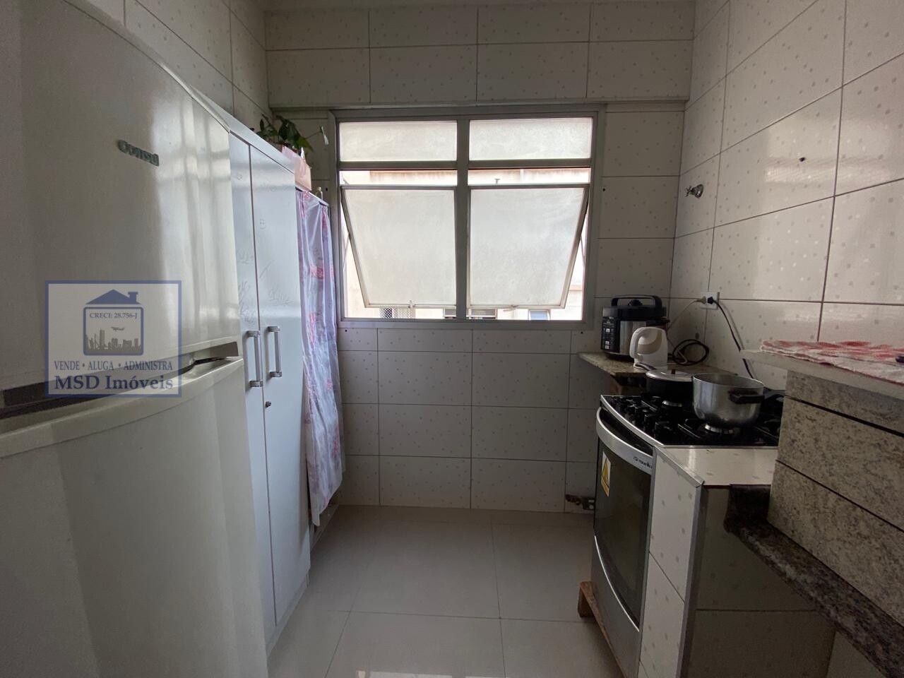 Apartamento à venda com 3 quartos, 97m² - Foto 12