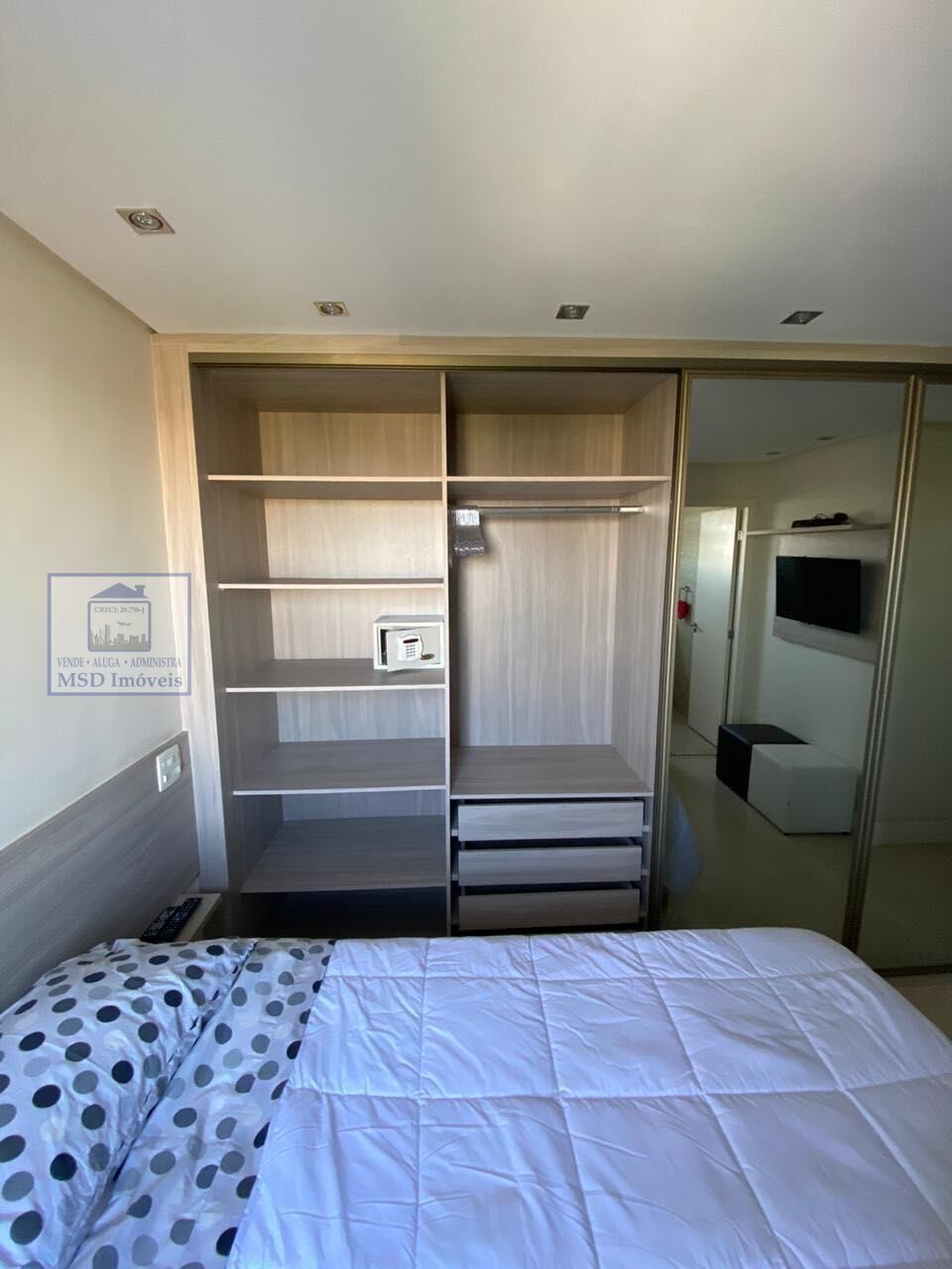 Apartamento à venda com 3 quartos, 66m² - Foto 11