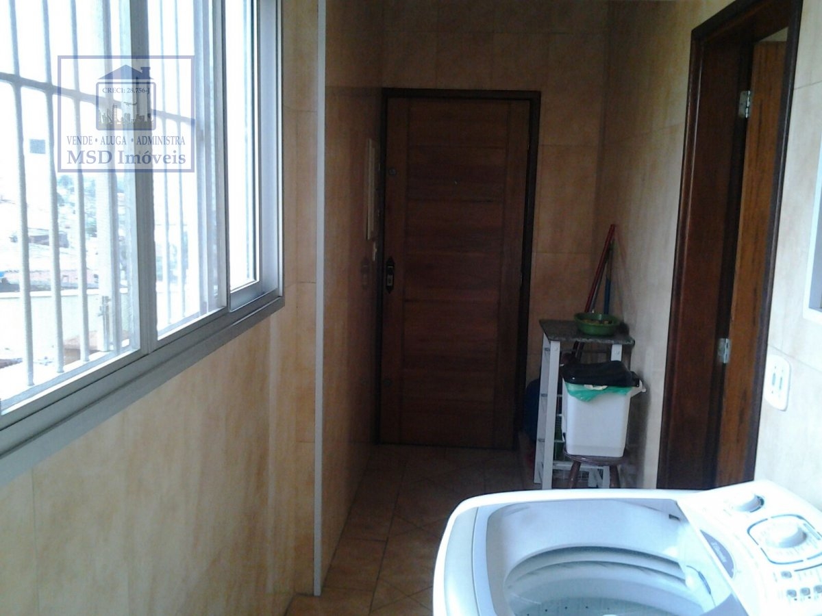 Apartamento à venda com 3 quartos, 127m² - Foto 9