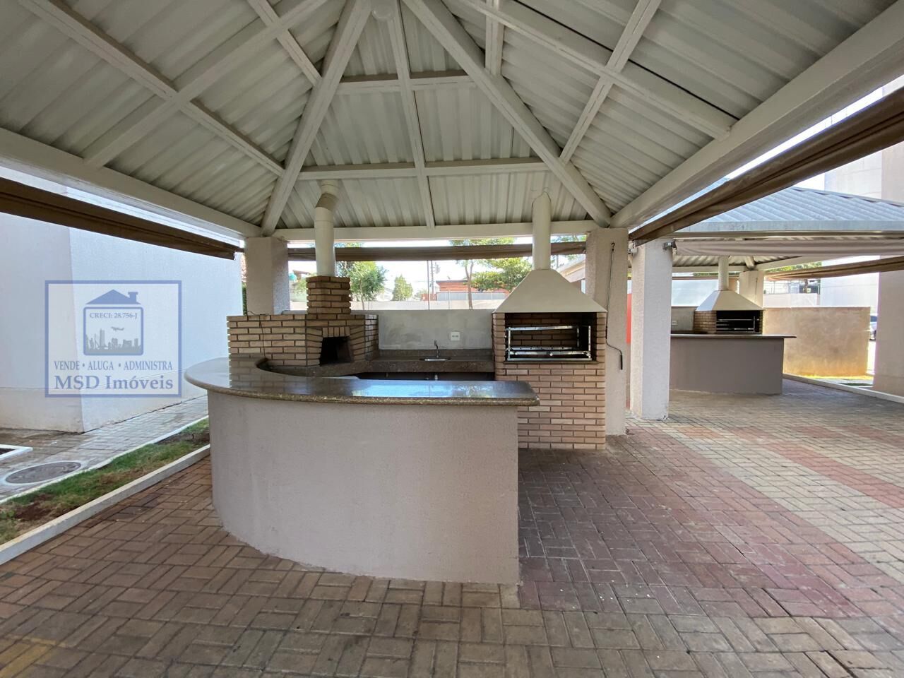 Apartamento para alugar com 2 quartos, 64m² - Foto 25