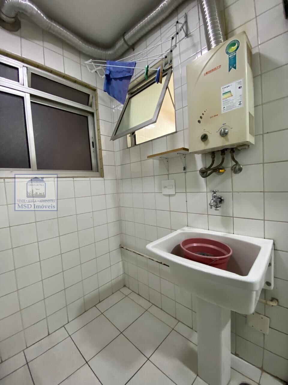 Apartamento para alugar com 2 quartos, 64m² - Foto 10
