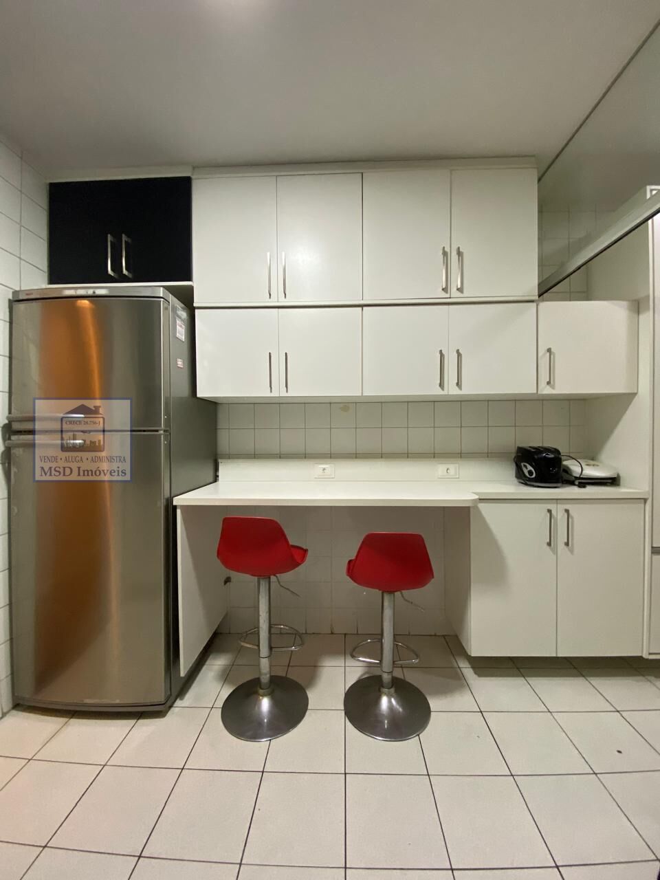 Apartamento para alugar com 2 quartos, 64m² - Foto 8